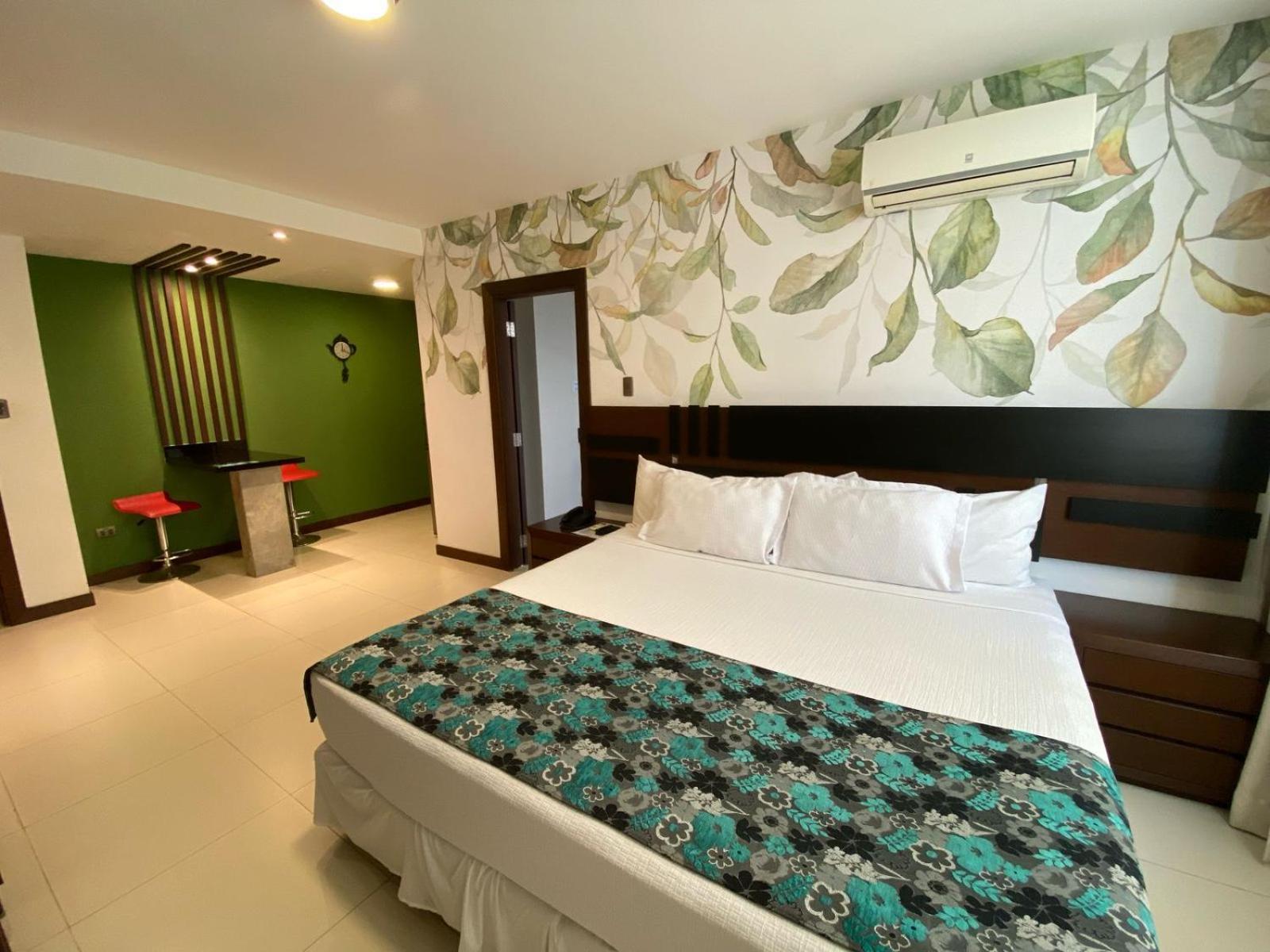 Mai Suites Apart Hotel Santa Cruz de La Sierra Esterno foto