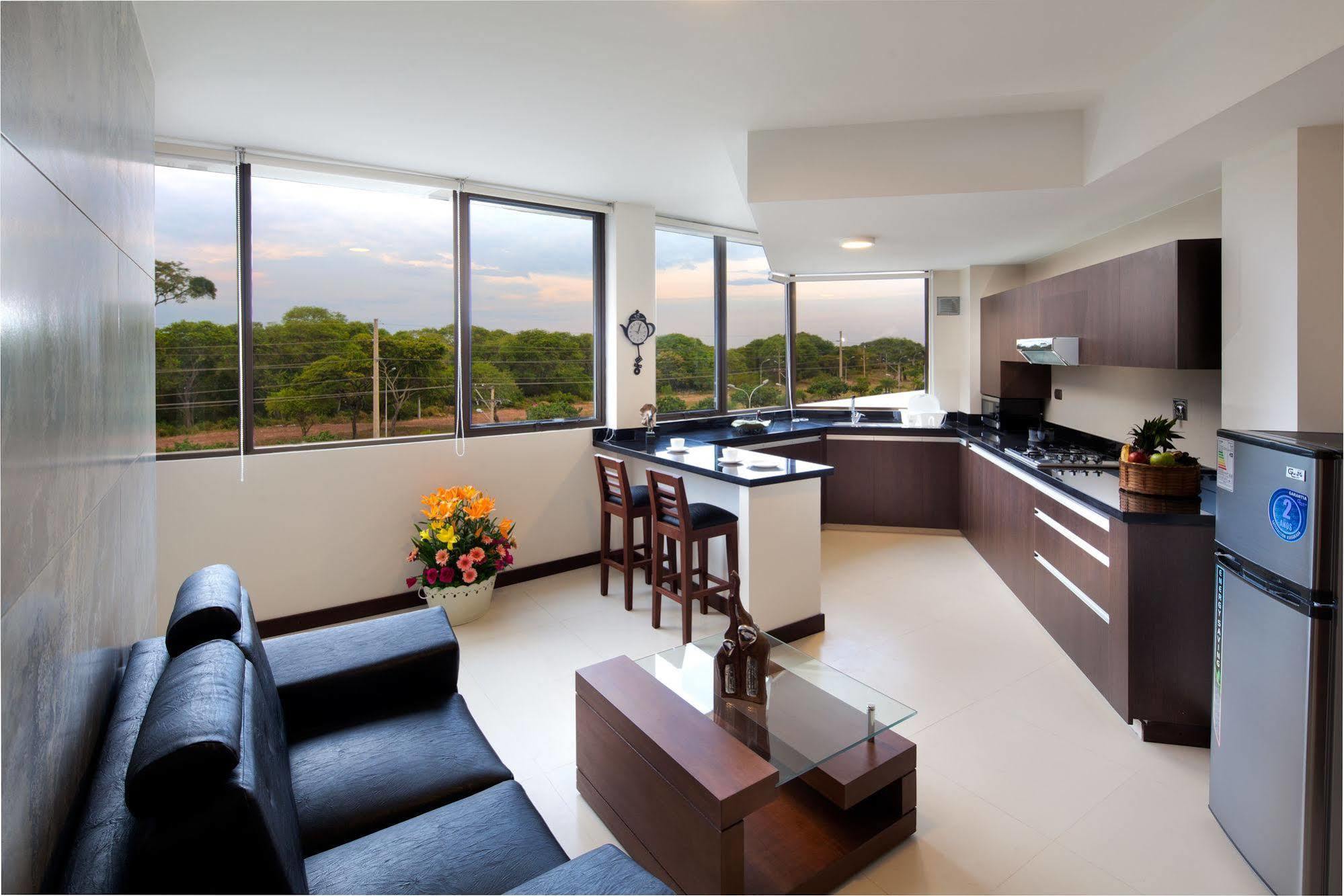 Mai Suites Apart Hotel Santa Cruz de La Sierra Esterno foto