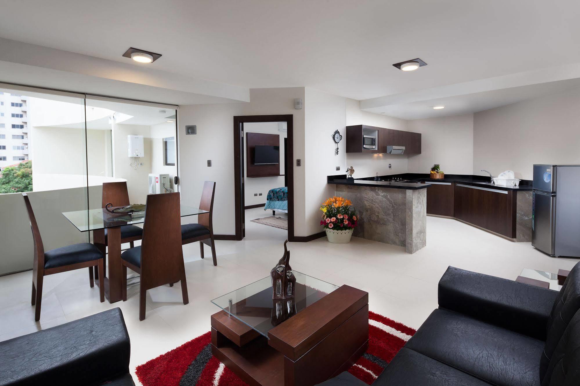 Mai Suites Apart Hotel Santa Cruz de La Sierra Esterno foto
